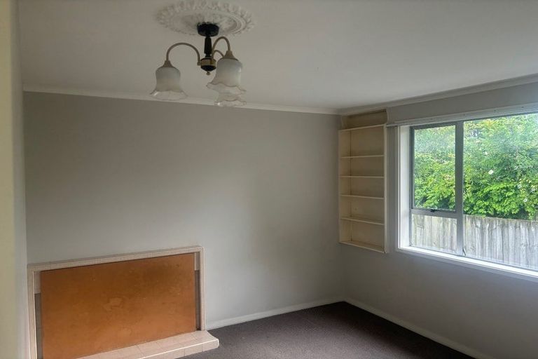 Photo of property in 8 Auburn Avenue, Upper Riccarton, Christchurch, 8041