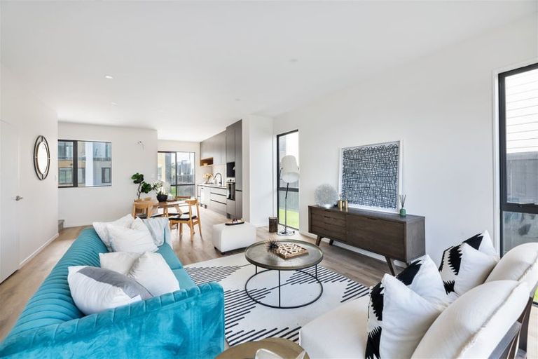 Photo of property in 30 Whakato Avenue, Kumeu, 0810