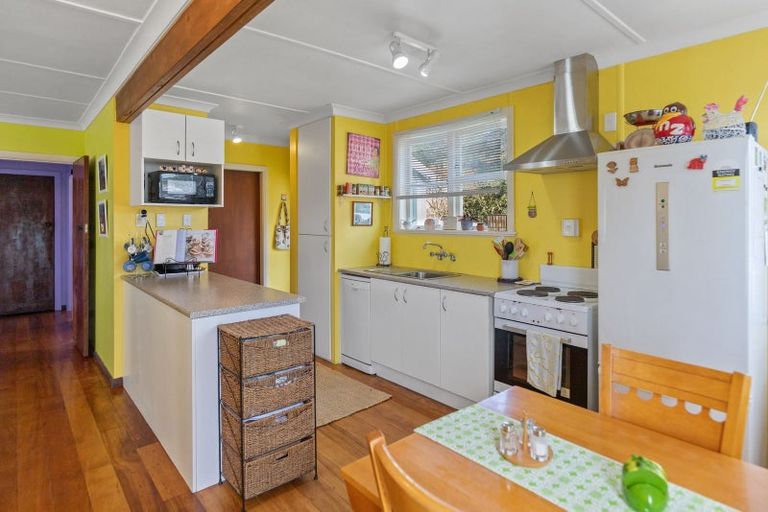 Photo of property in 13 Bracken Avenue, Te Aroha, 3320