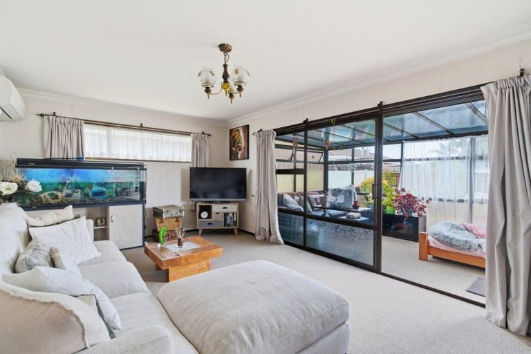 Photo of property in 17 Myres Street, Otumoetai, Tauranga, 3110