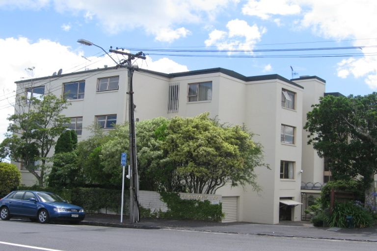 Photo of property in 2/19 Victoria Avenue, Remuera, Auckland, 1050