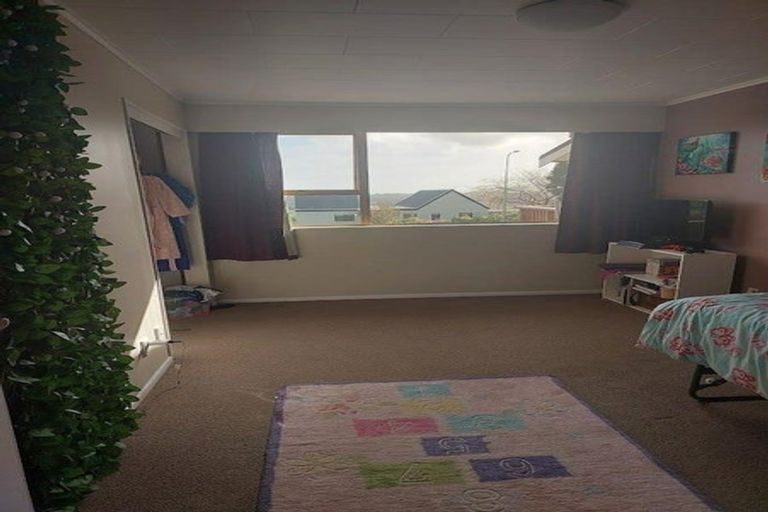 Photo of property in 137 Winara Avenue, Waikanae, 5036