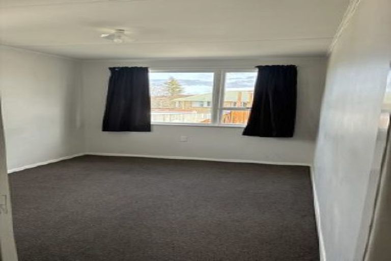 Photo of property in 15 Rangiora Crescent, Wairakei, Taupo, 3332