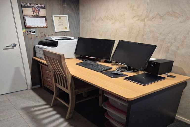 Photo of property in 17 Gorge Road, Maungaturoto, 0520