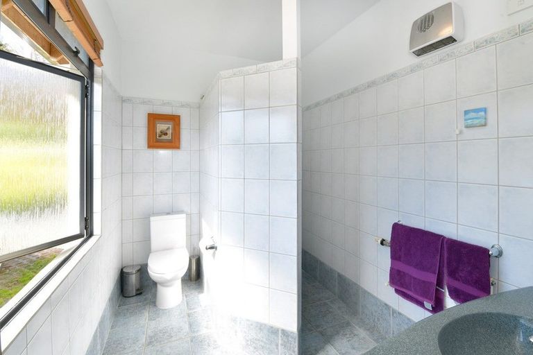 Photo of property in 836 Sandspit Road, Warkworth, 0982