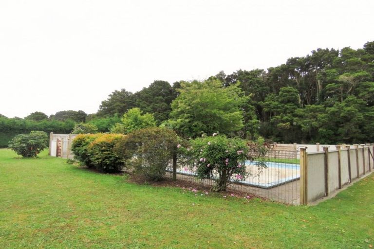 Photo of property in 194 Muhunoa Road East, Ohau, Levin, 5570