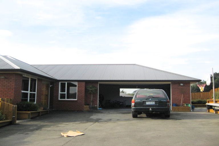 Photo of property in 37 Seaton Road, Portobello, Dunedin, 9014