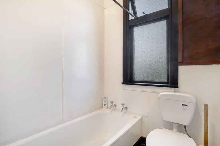 Photo of property in 140 Gonville Avenue, Gonville, Whanganui, 4501