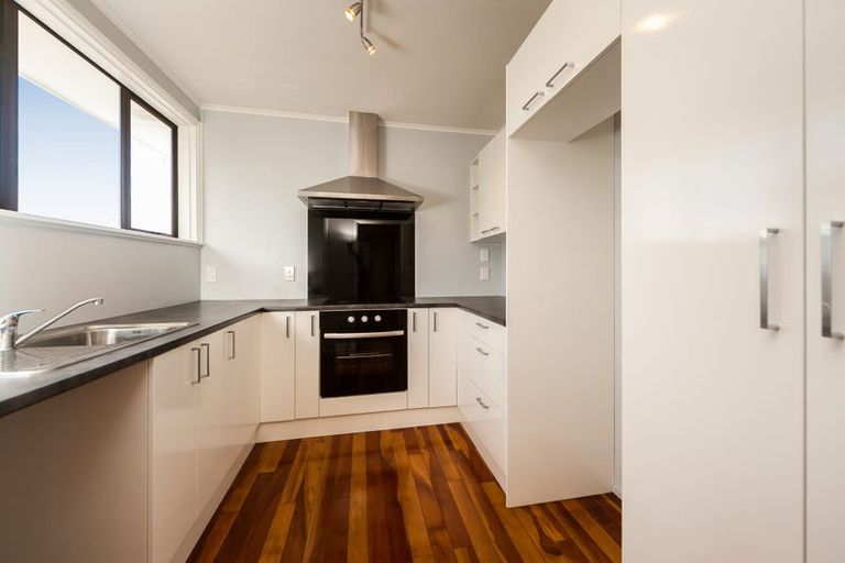 Photo of property in 5 Johnston Road, Mount Wellington, Auckland, 1060