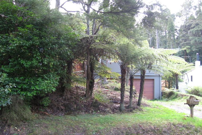 Photo of property in 5 Taraire Road, Titirangi, Auckland, 0604