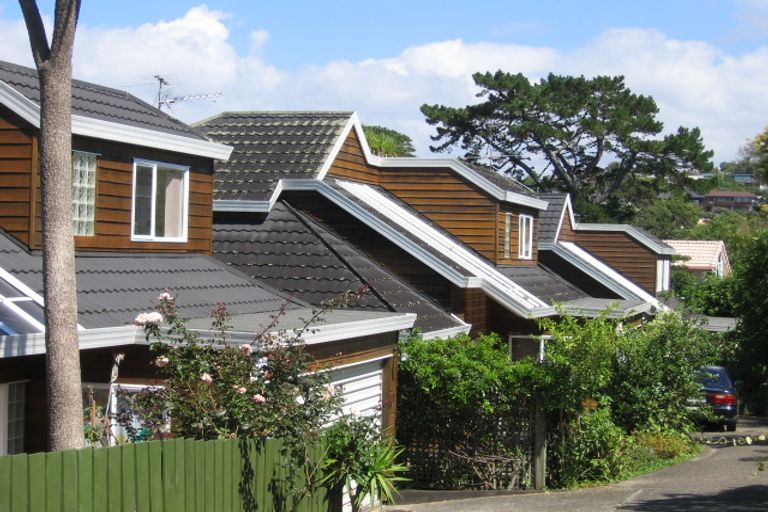 Photo of property in 3/418 Beach Road, Mairangi Bay, Auckland, 0630