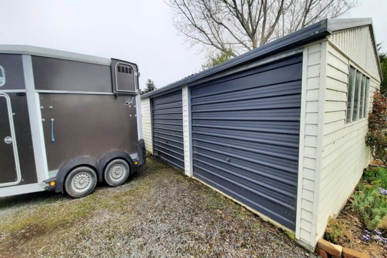 Photo of property in 260 Jacks Hill Road, Te Houka, Balclutha, 9273