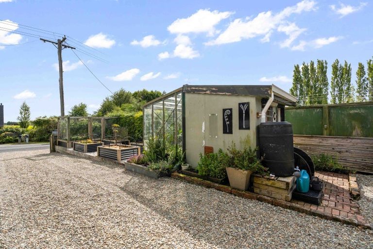 Photo of property in 82 Lochiel Bridge Road, Lochiel, Winton, 9781