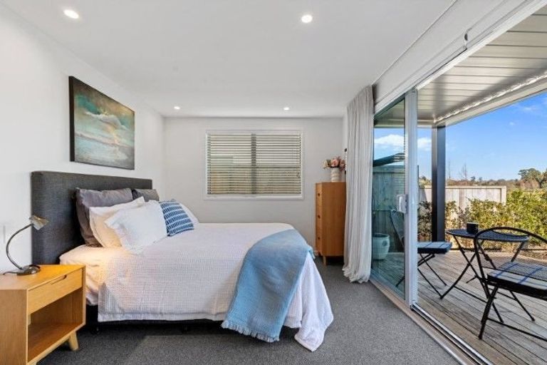 Photo of property in 74 Saint Pauls Drive, Brookfield, Tauranga, 3110