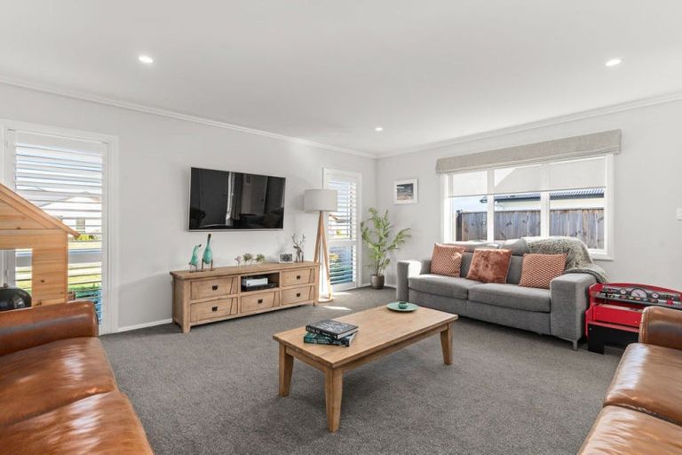 Photo of property in 4 Fantail Avenue, Carterton, 5713