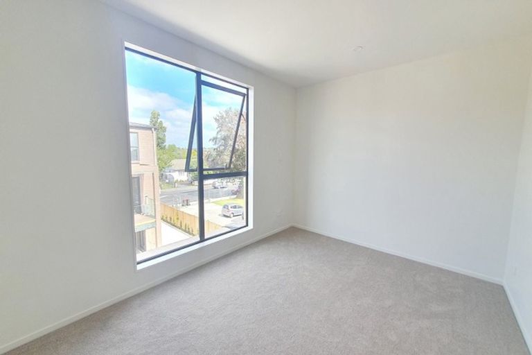 Photo of property in 1131c New North Road, Mount Albert, Auckland, 1025