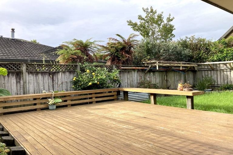 Photo of property in 2/279 Hobsonville Road, Hobsonville, Auckland, 0618