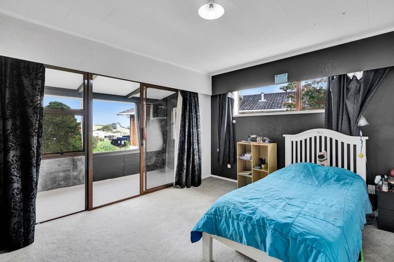 Photo of property in 5 Bronte Place, Whalers Gate, New Plymouth, 4310