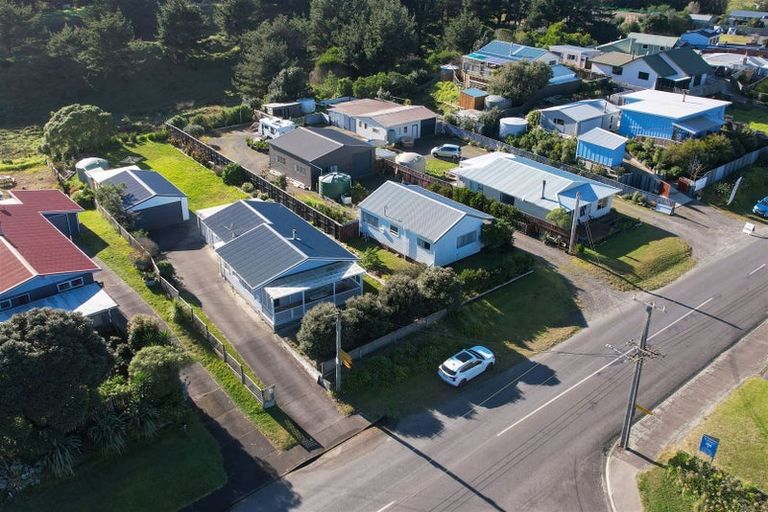 Photo of property in 626 Waitarere Beach Road, Waitarere Beach, Levin, 5510