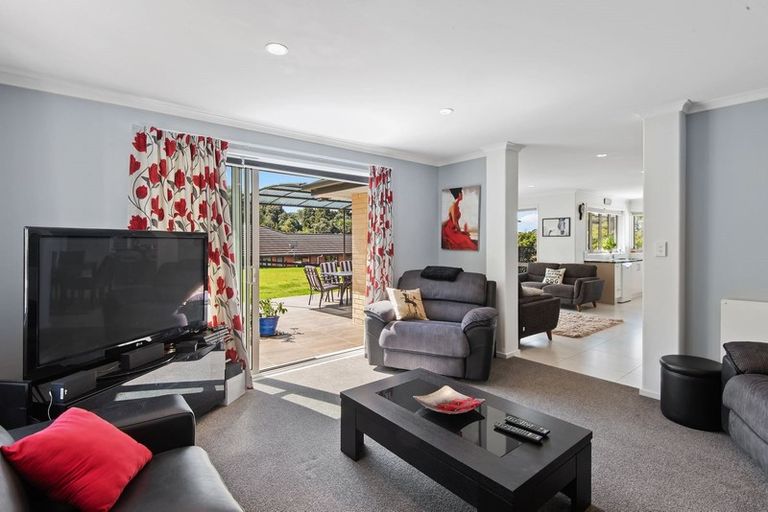 Photo of property in 17 Catherin Servant Close, Maunu, Whangarei, 0110