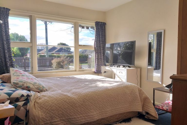 Photo of property in 2/129 Maidstone Road, Ilam, Christchurch, 8041