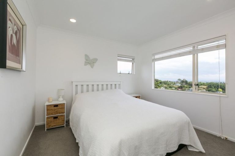 Photo of property in 83 Hikanui Drive, Havelock North, 4130