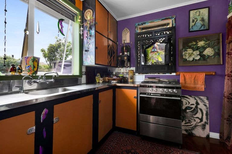 Photo of property in 6 Cornwall Street, Patea, 4520