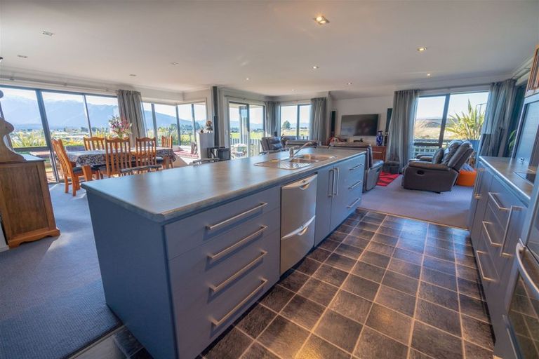 Photo of property in 12 Tawera Place, Te Anau, 9679