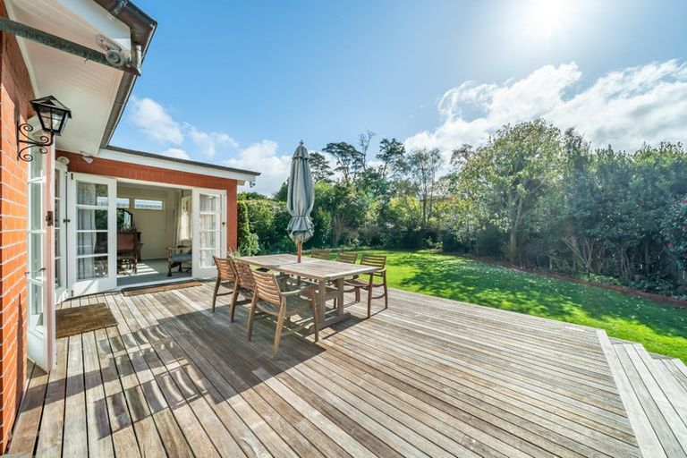 Photo of property in 297 Fergusson Drive, Heretaunga, Upper Hutt, 5018