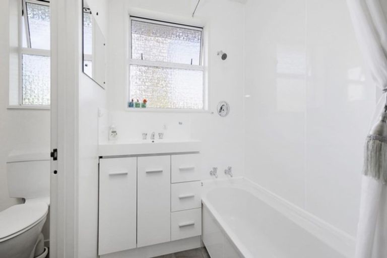 Photo of property in 20 Carston Street, Leeston, 7632