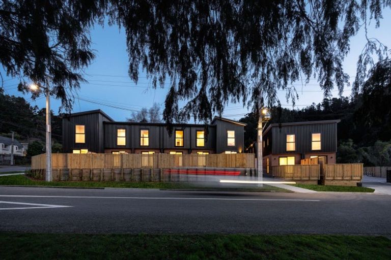 Photo of property in 9/3 Raukawa Street, Stokes Valley, Lower Hutt, 5019