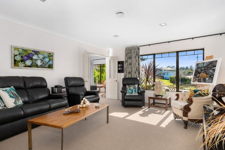 Photo of property in 6 Uretara Drive, Katikati, 3129