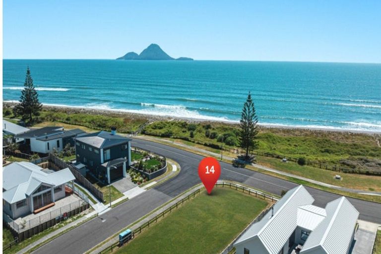 Photo of property in 14 Pacific Parade, Coastlands, Whakatane, 3120