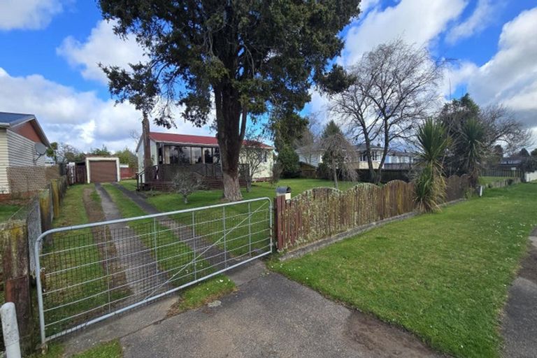 Photo of property in 167 Balmoral Drive, Tokoroa, 3420