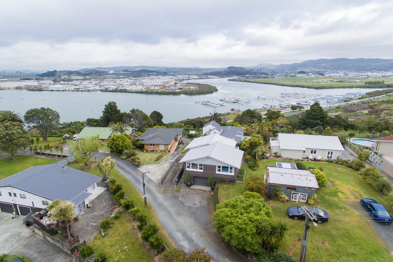 Photo of property in 90 Mackesy Road, Parahaki, Whangarei, 0112