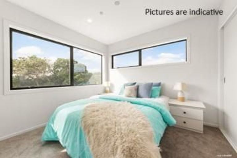 Photo of property in 9/1 Kaponga Crescent, New Lynn, Auckland, 0600