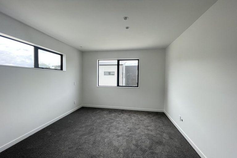 Photo of property in 40d Evelyn Place, Hillcrest, Auckland, 0627