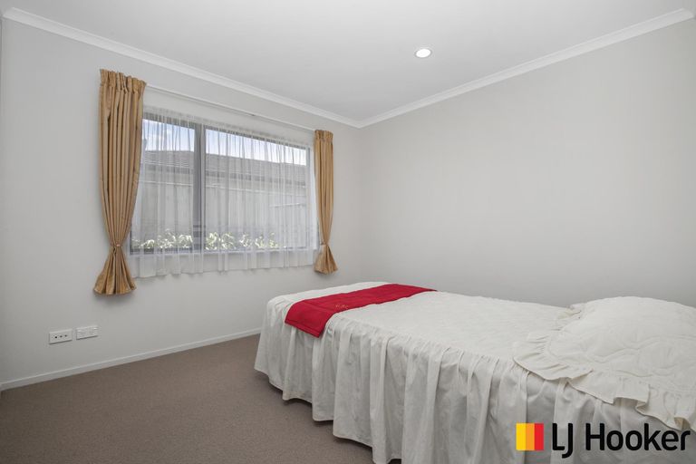 Photo of property in 3 Manene Street, Wattle Downs, Auckland, 2103