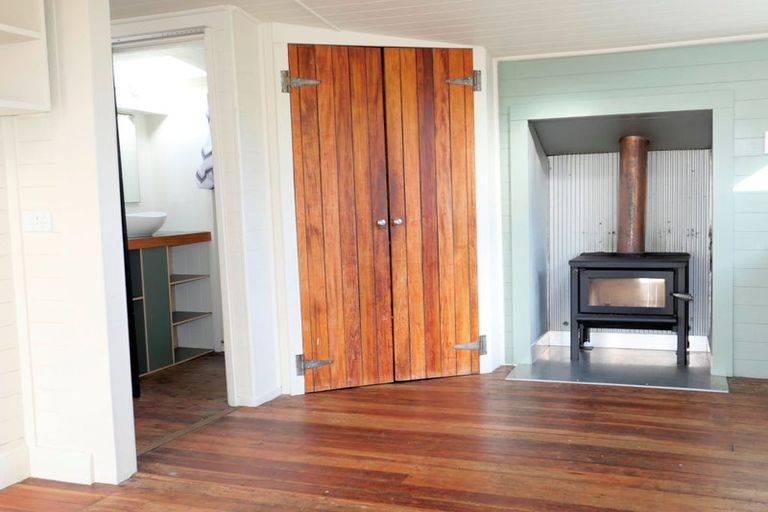 Photo of property in 637 Waitarere Beach Road, Waitarere Beach, Levin, 5510