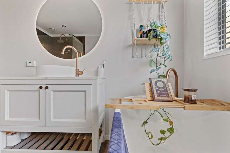 Photo of property in 16a Princes Street, Cambridge, 3434