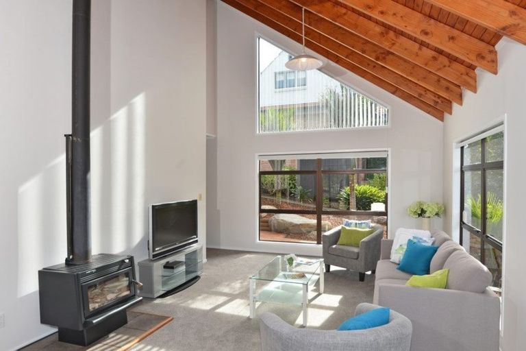 Photo of property in 10 Rurumoki Street, Regent, Whangarei, 0112