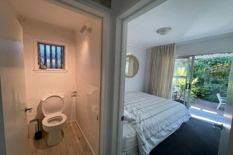 Photo of property in 6/66 Victoria Road, Devonport, Auckland, 0624