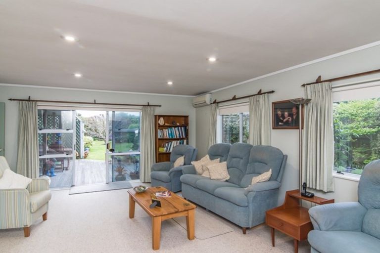 Photo of property in 59 Queens Road, Waikanae Beach, Waikanae, 5036