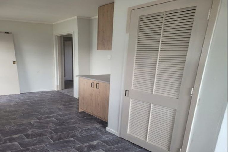 Photo of property in 16a Matthew Place, Kawaha Point, Rotorua, 3010