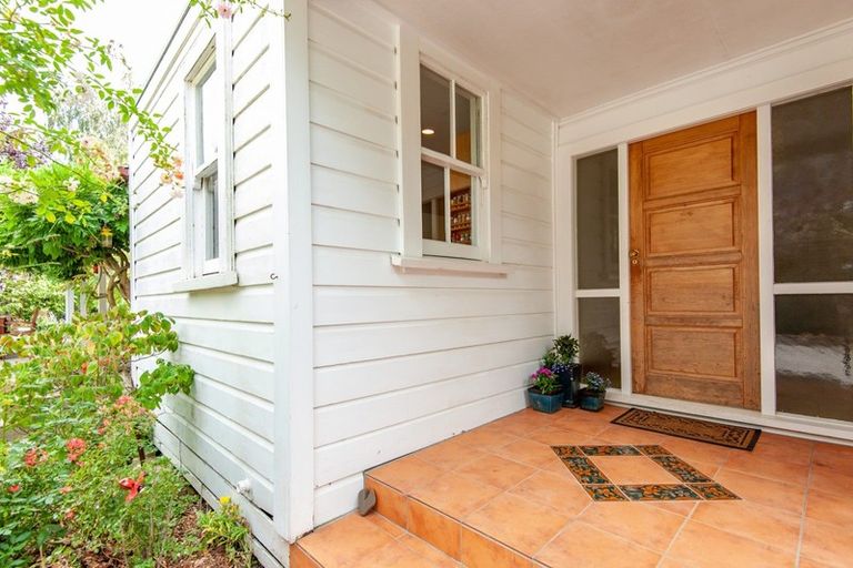 Photo of property in 174 Raupare Road, Twyford, Hastings, 4175