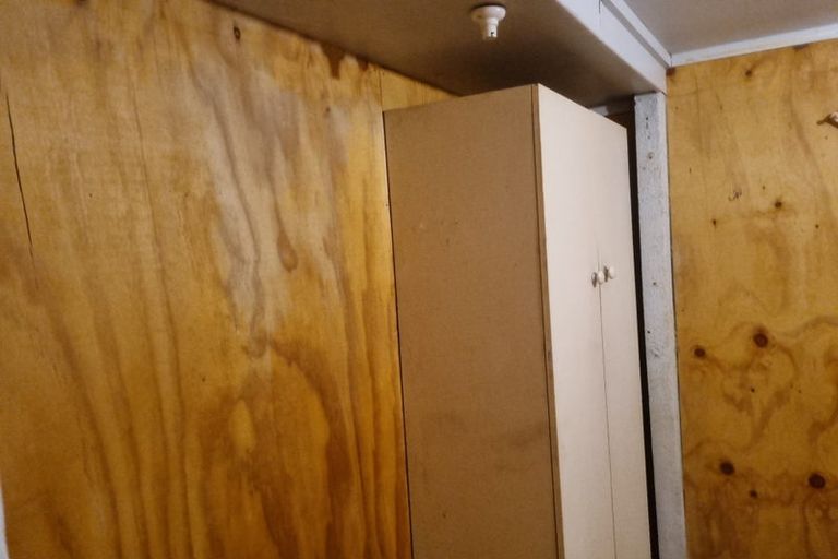 Photo of property in 102 Saddleback Rise, Murrays Bay, Auckland, 0630