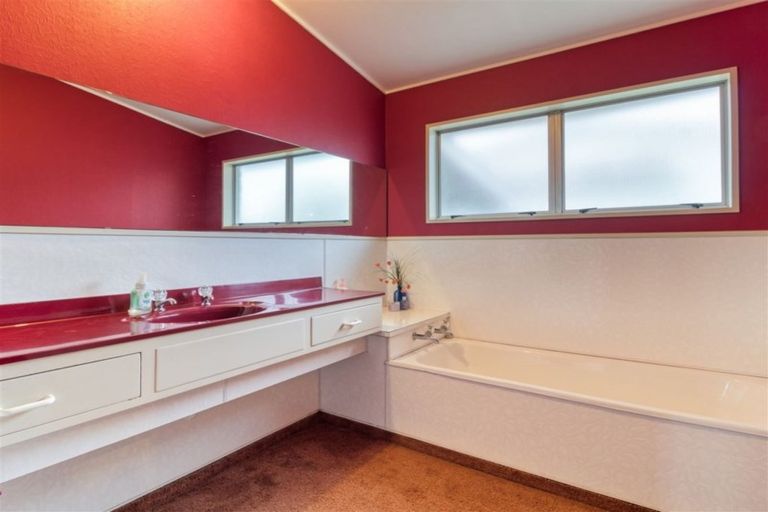 Photo of property in 119 Garnett Street, Raureka, Hastings, 4120