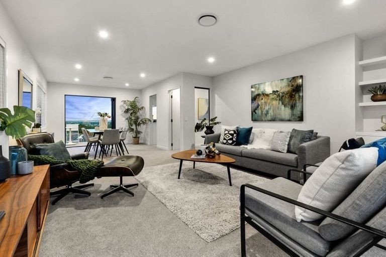 Photo of property in 4/20 Tui Glen Road, Birkenhead, Auckland, 0626