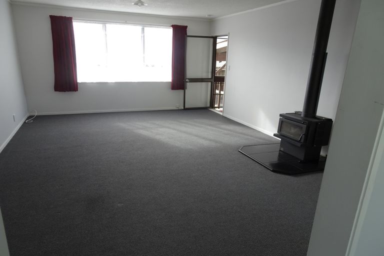 Photo of property in 52b Pohutukawa Drive, Owhata, Rotorua, 3010