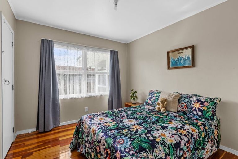 Photo of property in 5 Hatton Road, Orewa, 0931